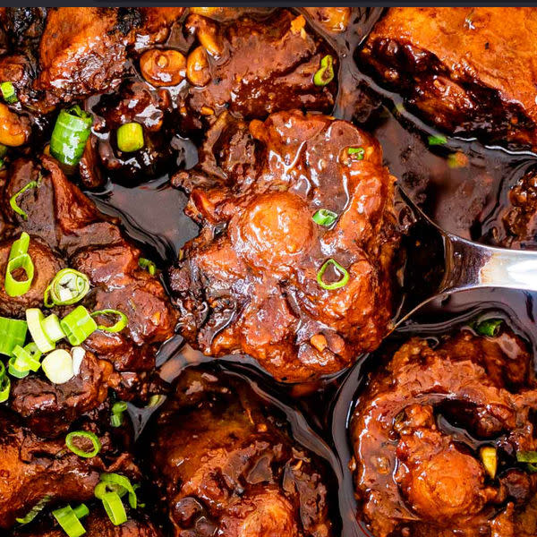 Oxtails