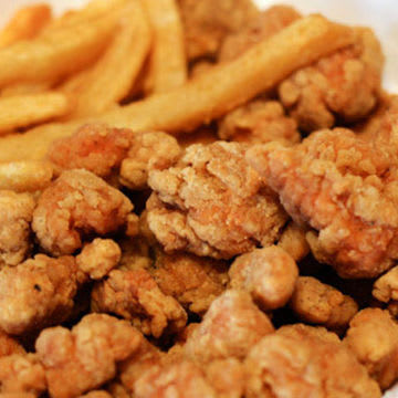 Popcorn Chicken w/ Fries 