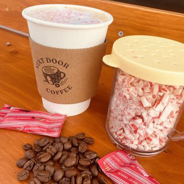 Seasonal Drink - Winter - Peppermint Bark Latte - 12 oz