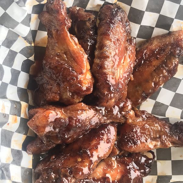 Honey Hot Smoke Chicken Wings