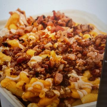 Mac N Cheese Fries