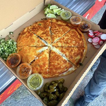 Pizzadilla 