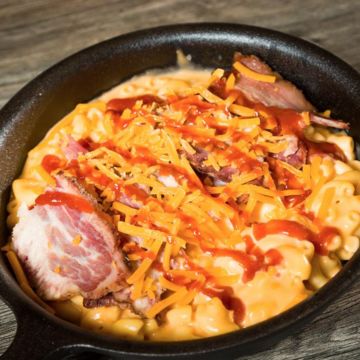Mac N' Brisket Bowl