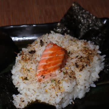 Salmon Bomb