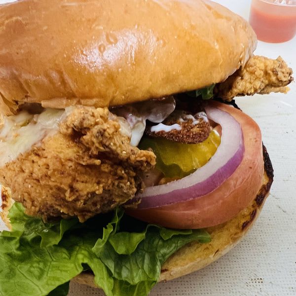 House Made Chicken Sandwich w/ Fries 