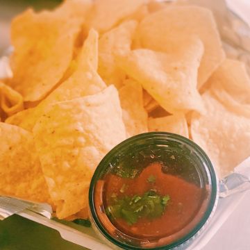 Chips & Salsa Roja