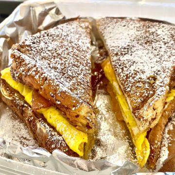 Grilled Cheese w/ Fries 