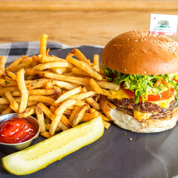 LA Burger W/ Masala Fries