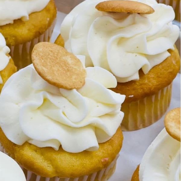 Banana Cream cupcakes Mmmm delicious baked 