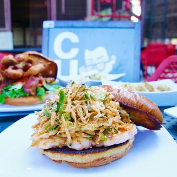 Famous Shrimp Burger 