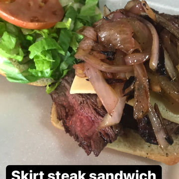Grilled Skirt Steak Sandwich 