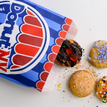 Large bag of mini donuts (12-13 mini donuts)