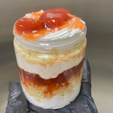 Strawberry Shortcake Cake Jar