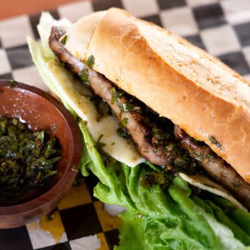 "Choripan" 