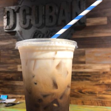 Iced Cafe Con Leche