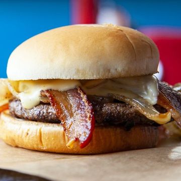 1/3# Deluxe Bacon Cheeseburger