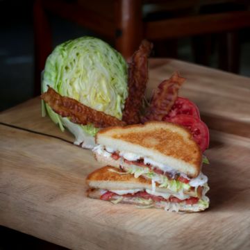 Mmm BLT