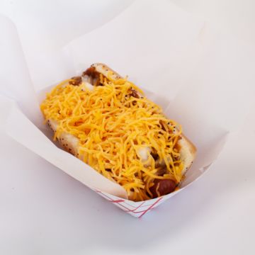 CHILI CHEESE DOGS