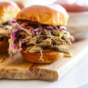 2 mild Pulled  Jerk Chicken sliders