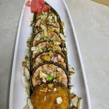 Crunchy Roll (Tempura)