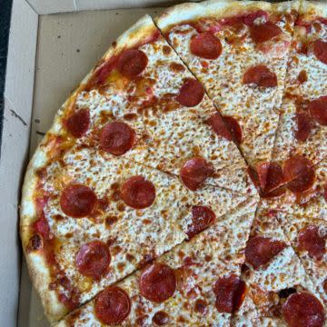 20" Pepperoni Pizza 