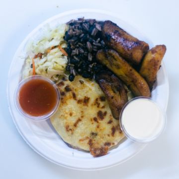 Pupusa Combo #2