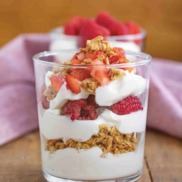 Strawberry Yogurt Parfait 