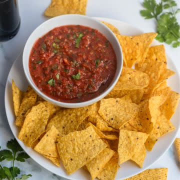 Chips and salsa 