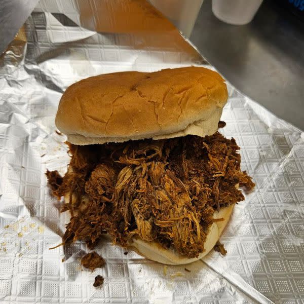 Spicy Pulled Pork Sandwich 