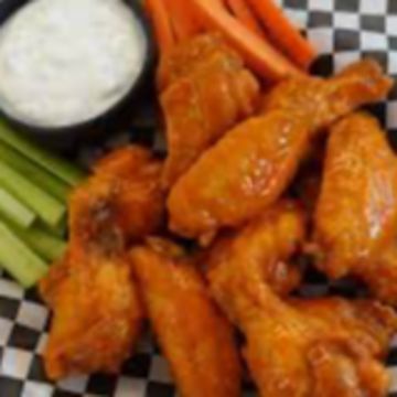 4 XXL PIECES W/FRIES CELERY & CARROTS 