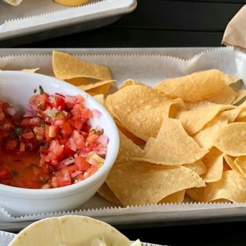 Chips & Salsa 