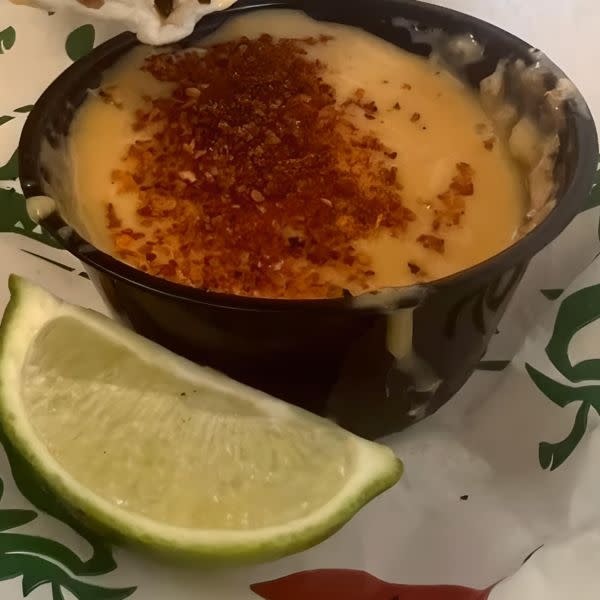 Small Queso 