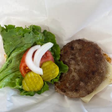 1/3 pound angus cheeseburger 
