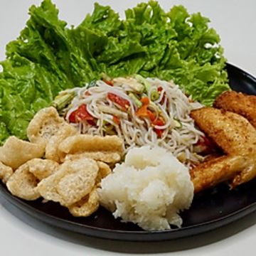 Thum Mak Houng Plate