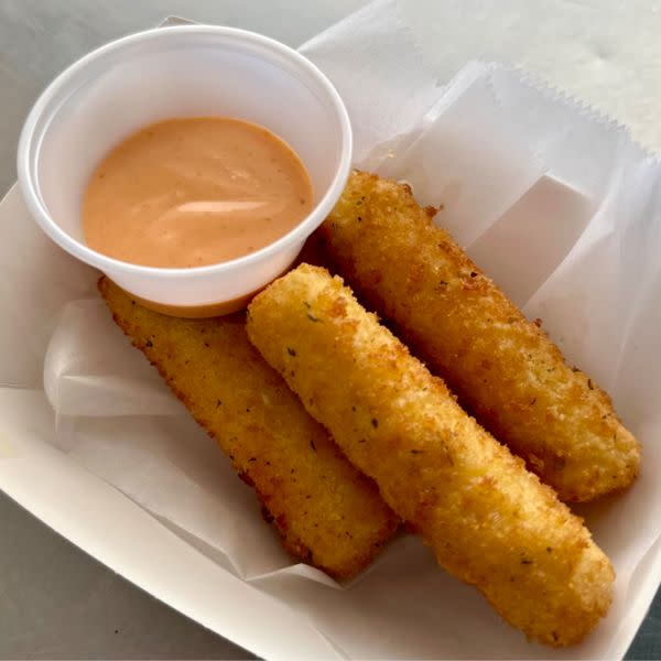 Mozzarella sticks 