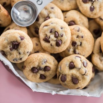 Mini Chocolate chip cookies