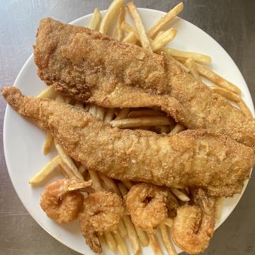 2 Way - Fish & Shrimp Plate
