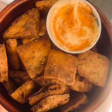 Hummus & Pita Chips
