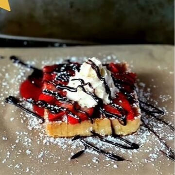 O' Strawberry Chocolate Waffle