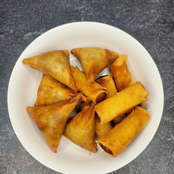 Samosa (1 PC)