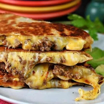 Quesadilla / Side Rice & Beans