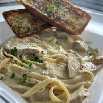 Fettuccine Alfredo Grilled Cajun Chicken 