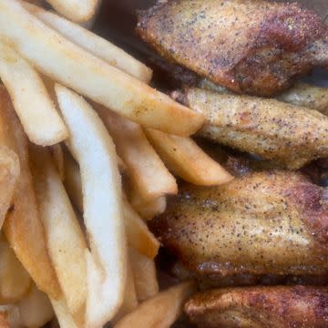 6pc Wing Special with Fries