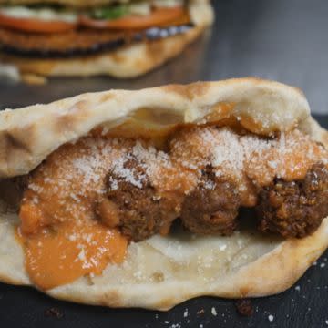 Meat ball sandwich 