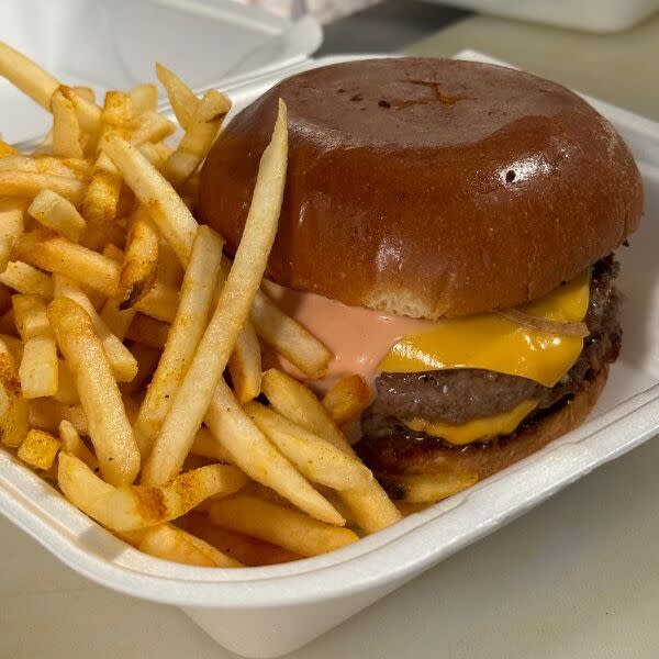 Cheeseburger Meal