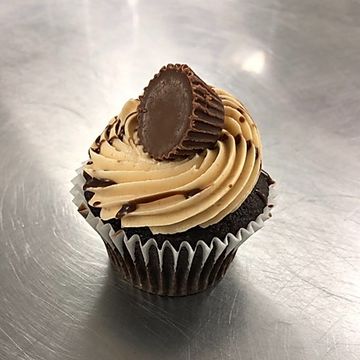 Reese's Cup Cupcake