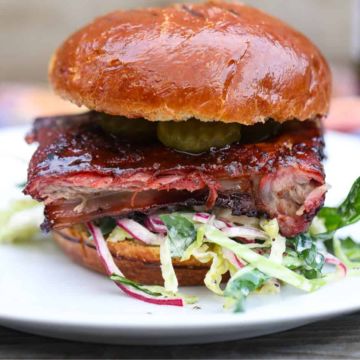 The sloppy Rib sandwich 