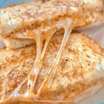 Grilled Cheese w/ Tots