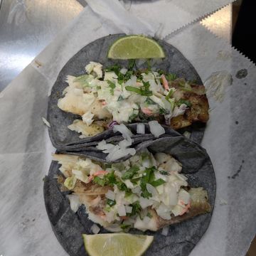 Grilled Tilapia Fish Tacos 