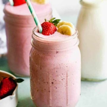 Banana Strawberry Smoothie